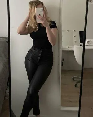 Sara Manner OnlyFans Leaked Free Thumbnail Picture - #q3YGlgoLTn