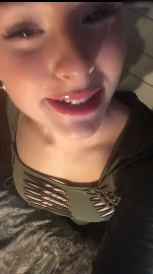 Sara Oliwia OnlyFans Leaked Free Thumbnail Picture - #FfMn590x37