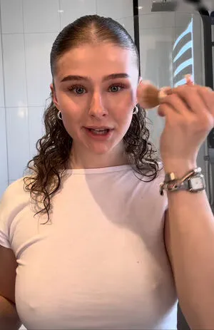 Sara Oliwia OnlyFans Leaked Free Thumbnail Picture - #neAitO75QZ