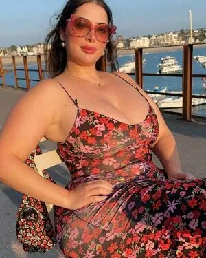 Sara Paris OnlyFans Leaked Free Thumbnail Picture - #2OTDjw0hze