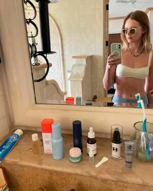 Sara Paxton OnlyFans Leaked Free Thumbnail Picture - #PqCkK4QBhq