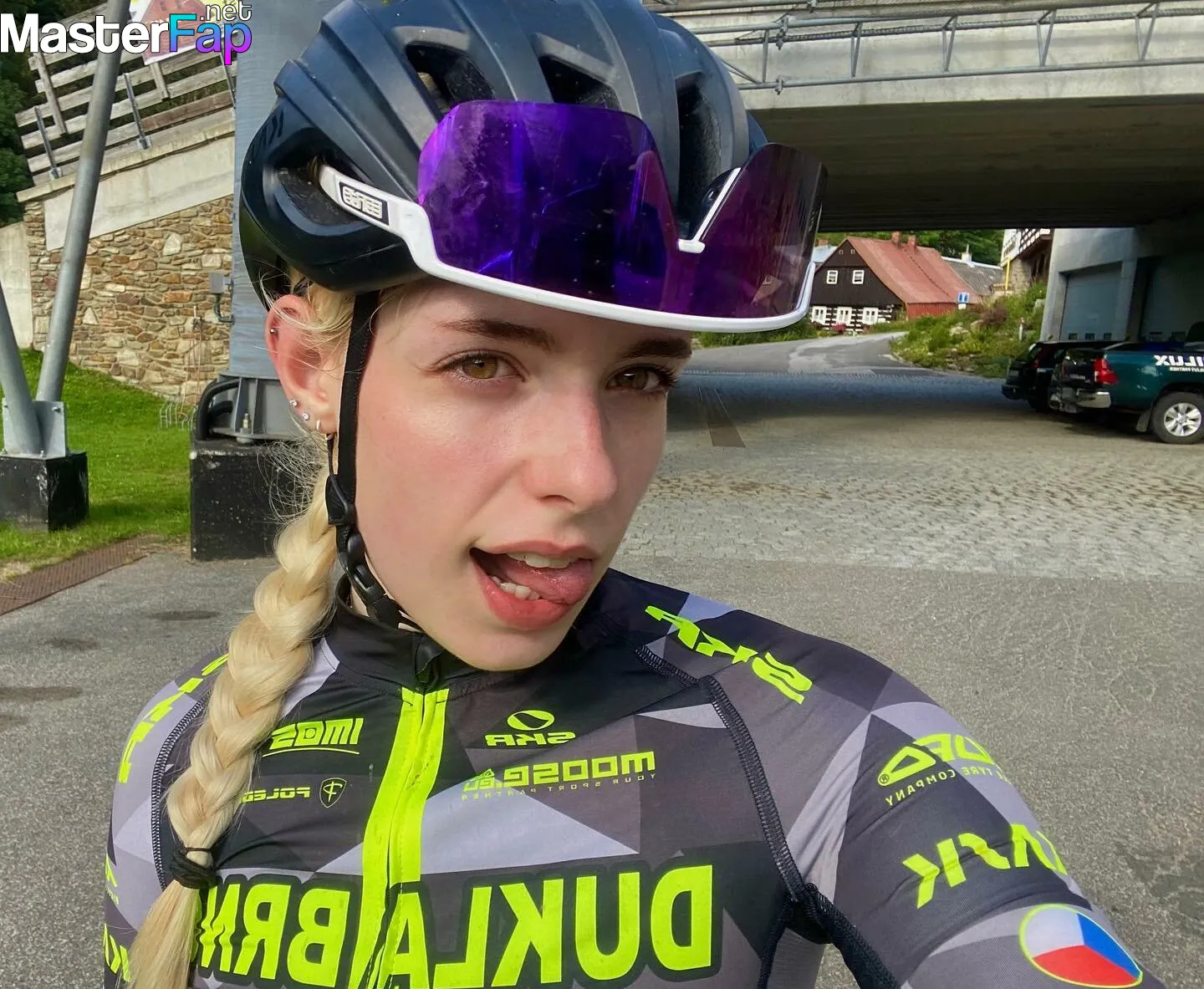 sara-peterkova