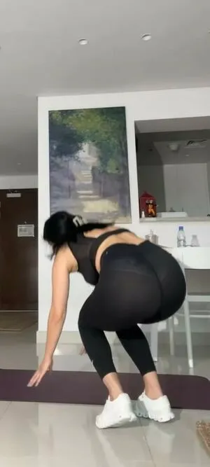 Sara Popfit OnlyFans Leaked Free Thumbnail Picture - #QwGspea18u