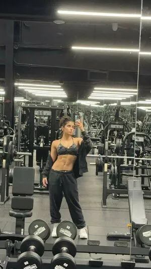 Sara Saffari OnlyFans Leaked Free Thumbnail Picture - #01jAE1ooUA