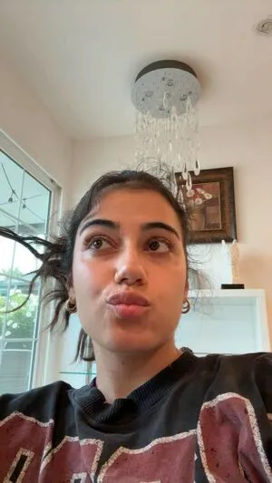 Sara Saffari OnlyFans Leaked Free Thumbnail Picture - #0F4FCetxZN