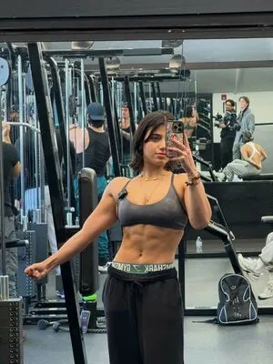 Sara Saffari OnlyFans Leaked Free Thumbnail Picture - #1n8WafTqdc