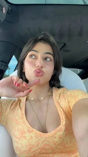 Sara Saffari OnlyFans Leaked Free Thumbnail Picture - #2DQVbucVg8