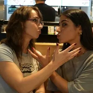 Sara Saffari OnlyFans Leaked Free Thumbnail Picture - #3f3MwvPzUV