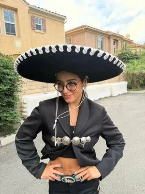 Sara Saffari OnlyFans Leaked Free Thumbnail Picture - #7ybskqoLqt