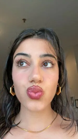 Sara Saffari OnlyFans Leaked Free Thumbnail Picture - #9iReOvJkRb