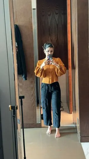 Sara Saffari OnlyFans Leaked Free Thumbnail Picture - #DPO5nRkSJf