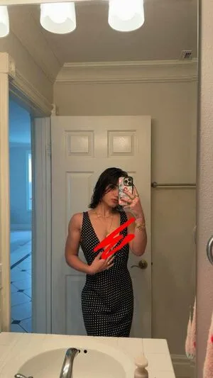 Sara Saffari OnlyFans Leaked Free Thumbnail Picture - #EDLOTPAVbD