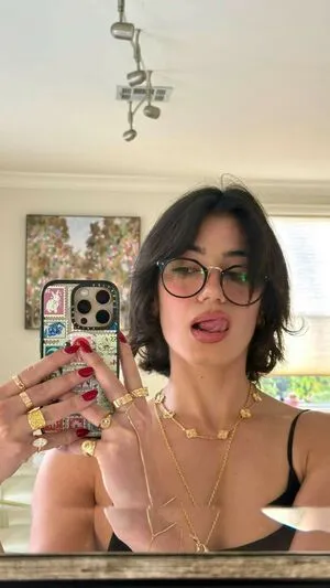 Sara Saffari OnlyFans Leaked Free Thumbnail Picture - #Lf0R91DzEC