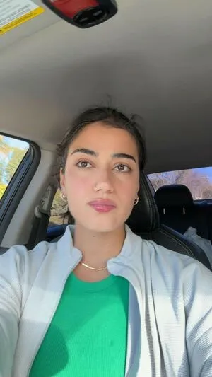 Sara Saffari OnlyFans Leaked Free Thumbnail Picture - #OqydHaBBEF
