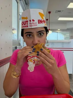 Sara Saffari OnlyFans Leaked Free Thumbnail Picture - #W7LepiGoIH