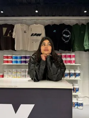 Sara Saffari OnlyFans Leaked Free Thumbnail Picture - #aGTyGbpNSR