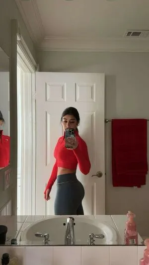 Sara Saffari OnlyFans Leaked Free Thumbnail Picture - #audO33GXHT