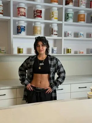 Sara Saffari OnlyFans Leaked Free Thumbnail Picture - #boTfPaYRyV