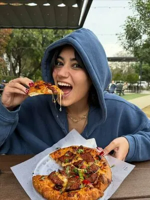 Sara Saffari OnlyFans Leaked Free Thumbnail Picture - #cxHeGnldJ1