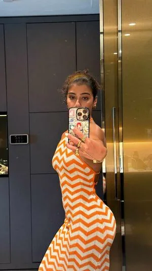Sara Saffari OnlyFans Leaked Free Thumbnail Picture - #fZGcHJyrye