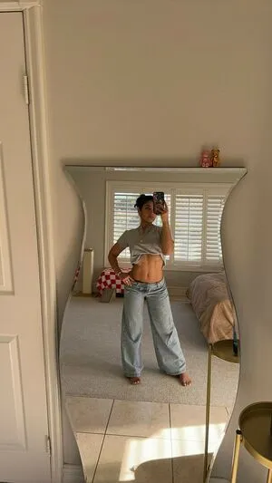 Sara Saffari OnlyFans Leaked Free Thumbnail Picture - #vvnIoTmFLH