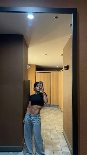 Sara Saffari OnlyFans Leaked Free Thumbnail Picture - #zOf0X1gU07