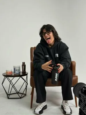 Sara Saffari OnlyFans Leaked Free Thumbnail Picture - #zkeqxV28WS