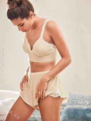 Sara Sampaio OnlyFans Leaked Free Thumbnail Picture - #yUwJNshC3o