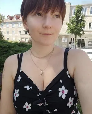 Sara Schwenke Trixiishot OnlyFans Leaked Free Thumbnail Picture - #1SXPK18ci5