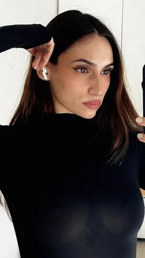 Sara Secciss OnlyFans Leaked Free Thumbnail Picture - #dinXPWa2TV