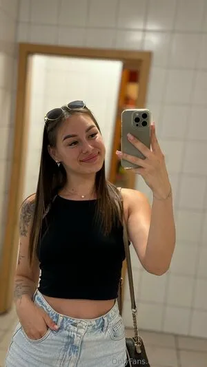 Sara Thorn OnlyFans Leaked Free Thumbnail Picture - #o7enewHGrk