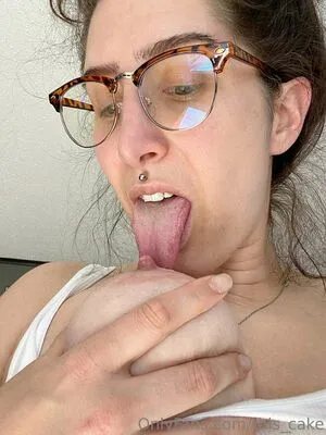 Sara OnlyFans Leaked Free Thumbnail Picture - #Tbv8TwEJk4