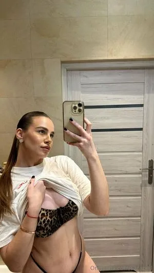Sarabeil OnlyFans Leaked Free Thumbnail Picture - #XX8N0DmzM4