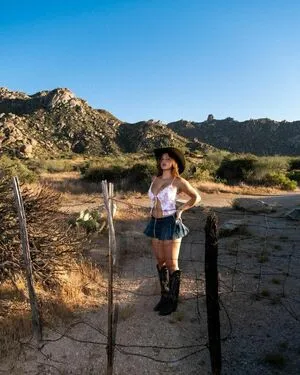 Sarabella Harris OnlyFans Leaked Free Thumbnail Picture - #5szjwzMp0v