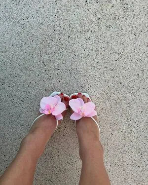 Sarabella Harris OnlyFans Leaked Free Thumbnail Picture - #Om37VzRzgk