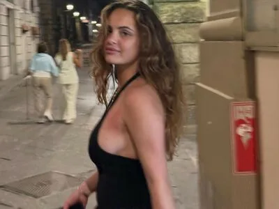 Sarabella Harris OnlyFans Leaked Free Thumbnail Picture - #S4Ju3ND3Sy