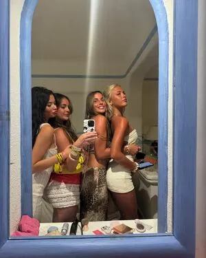 Sarabella Harris OnlyFans Leaked Free Thumbnail Picture - #StzNzdzYcE
