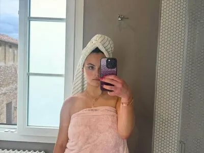 Sarabella Harris OnlyFans Leaked Free Thumbnail Picture - #VYGijoSxfx