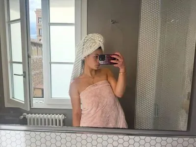 Sarabella Harris OnlyFans Leaked Free Thumbnail Picture - #noE0klOCzN