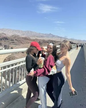 Sarabella Harris OnlyFans Leaked Free Thumbnail Picture - #pO4znml0b7