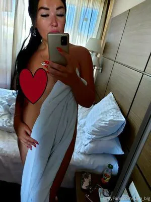 Sarabig OnlyFans Leaked Free Thumbnail Picture - #BzzI0u4VXq