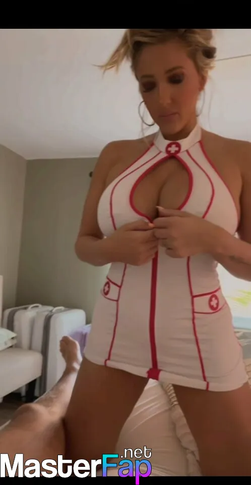 saracheeky_1