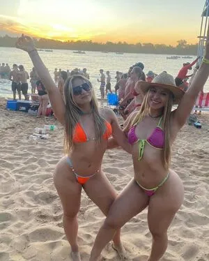 Saradas E Cavalas OnlyFans Leaked Free Thumbnail Picture - #bnzQmG7YWo