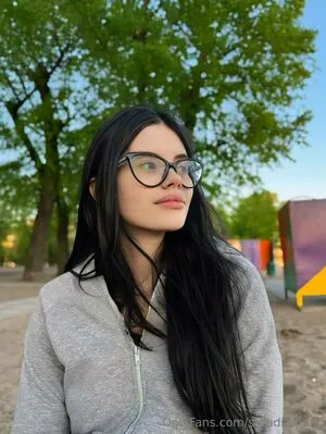 Saradiamant OnlyFans Leaked Free Thumbnail Picture - #N4tbA9T9Vz