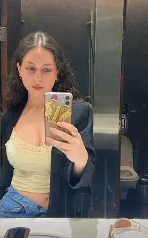 Saraghvnem OnlyFans Leaked Free Thumbnail Picture - #BRShoxVdZB