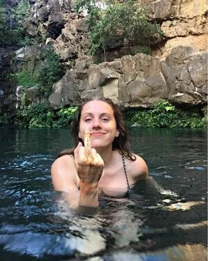 Sarah A L OnlyFans Leaked Free Thumbnail Picture - #Ll6F8aAAFv