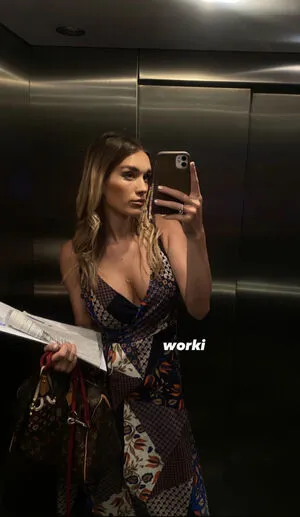 Sarah Ahrend OnlyFans Leaked Free Thumbnail Picture - #A5HJ8UsIM3