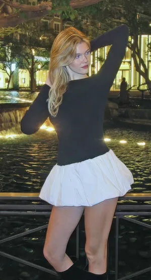 Sarah E Coomer OnlyFans Leaked Free Thumbnail Picture - #6X3CDOYUnA