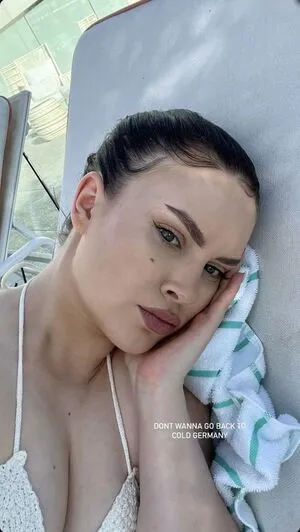 Sarah Foxx OnlyFans Leaked Free Thumbnail Picture - #GlwLel5IIG