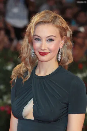 Sarah Gadon OnlyFans Leaked Free Thumbnail Picture - #TnhhNnnhPp